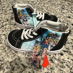 Sailor Moon high tops size 9.5 toddler